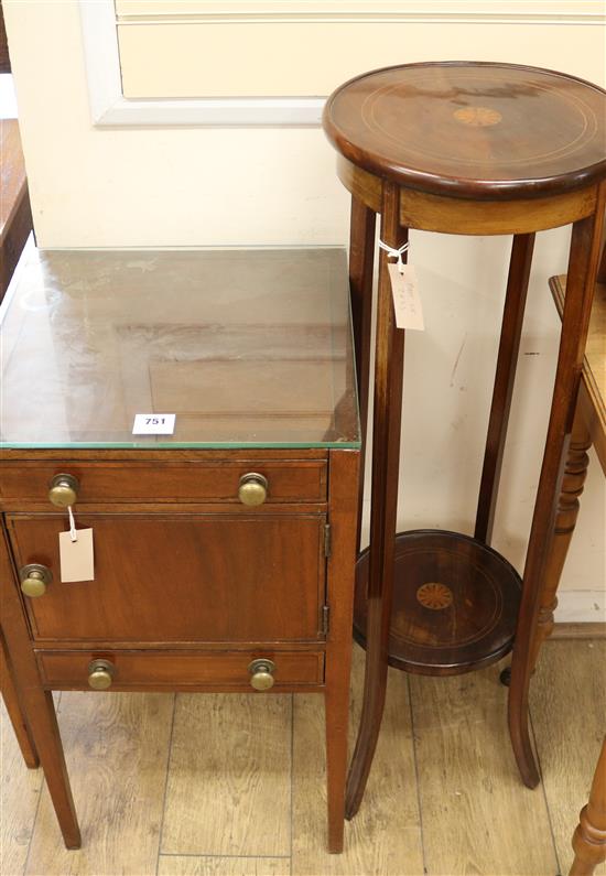 A George III mahogany bedside table and an Edwardian jardiniere stand W.41cm and 32cm